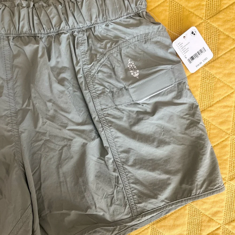 Free People FP Movement In The Wild Short Greyed Olive NWT - Picture 8 of 10